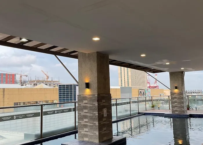 La Maria - Affordable Stay, Walk To Sm & Food Spots Apartment *